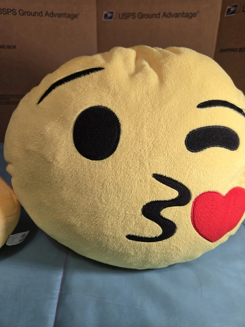 Emoji soft yellow